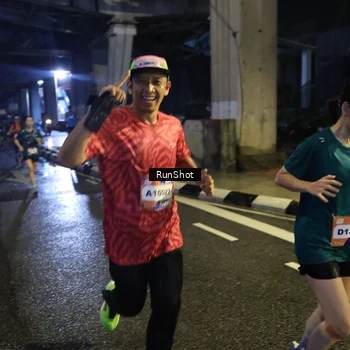 Runner Photo 7908810