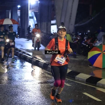 Runner Photo 7908903