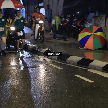 Runner Photo 7908935