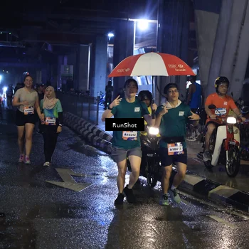 Runner Photo 7908941