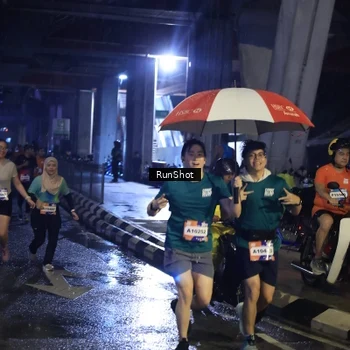 Runner Photo 7908945