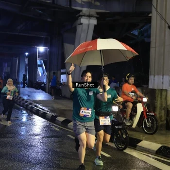 Runner Photo 7908964