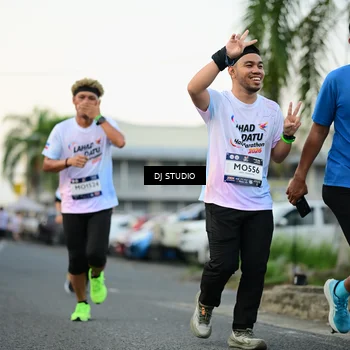 Runner Photo 7908986