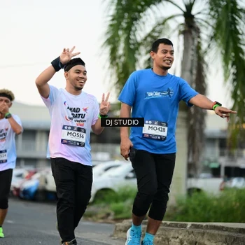 Runner Photo 7908997