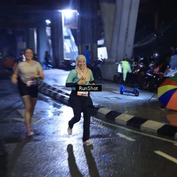 Runner Photo 7909010