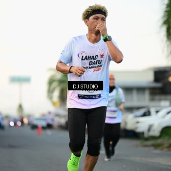 Runner Photo 7909024