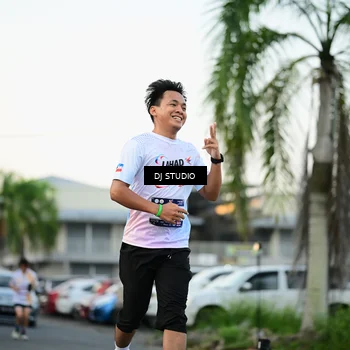 Runner Photo 7909060