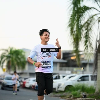 Runner Photo 7909062