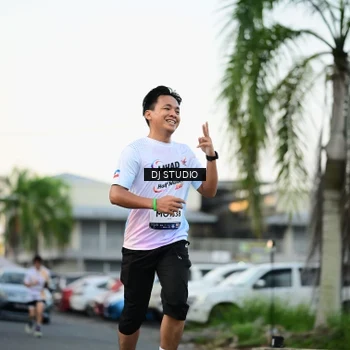 Runner Photo 7909074