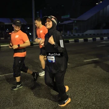 Runner Photo 7909078