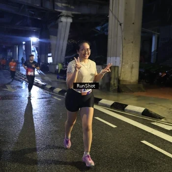 Runner Photo 7909087