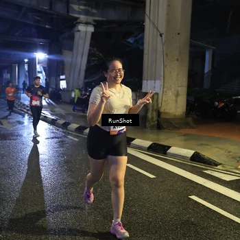 Runner Photo 7909088