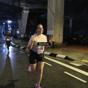 Runner Photo 7909093