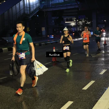 Runner Photo 7909097