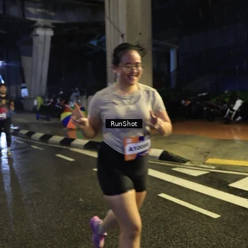 Runner Photo 7909102