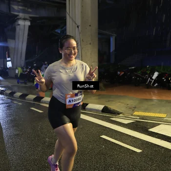 Runner Photo 7909105