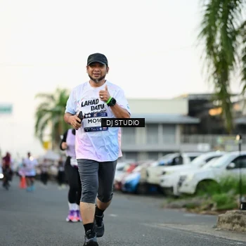 Runner Photo 7909108