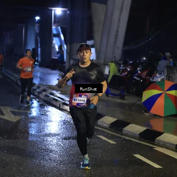 Runner Photo 7909120