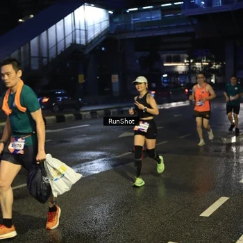 Runner Photo 7909121