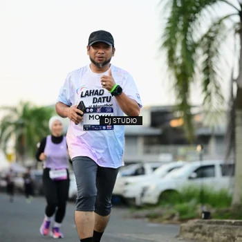 Runner Photo 7909122