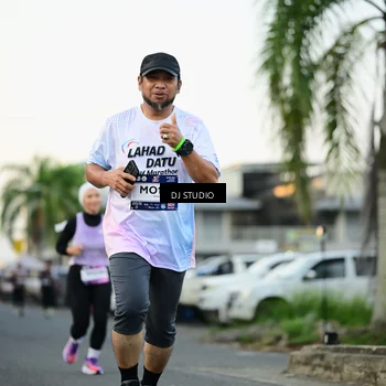 Runner Photo 7909123