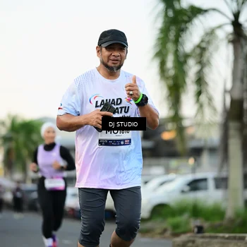 Runner Photo 7909129