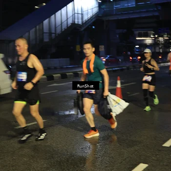 Runner Photo 7909133