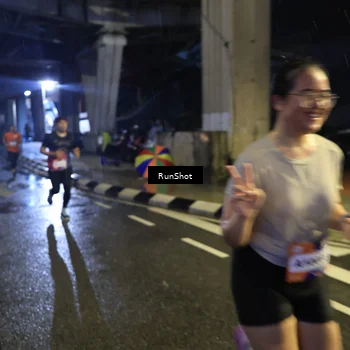 Runner Photo 7909142