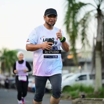 Runner Photo 7909149