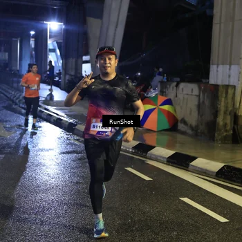 Runner Photo 7909150