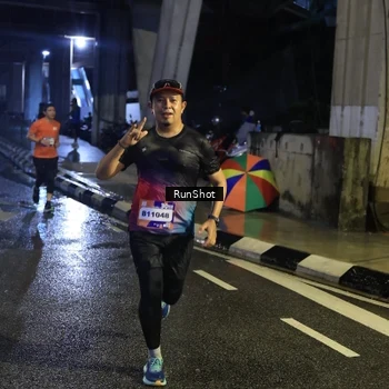 Runner Photo 7909152