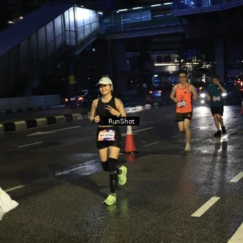 Runner Photo 7909162