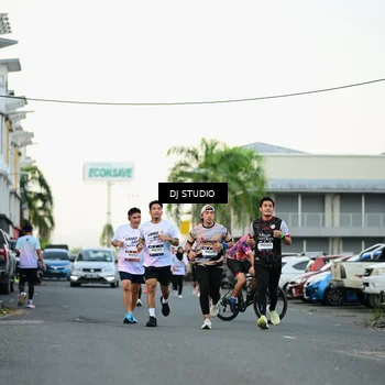 Runner Photo 7909169