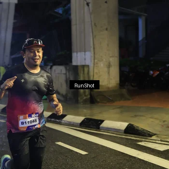 Runner Photo 7909172
