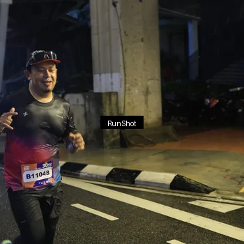 Runner Photo 7909174