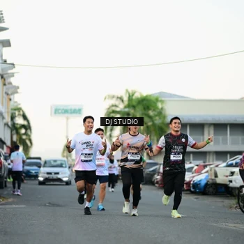 Runner Photo 7909177