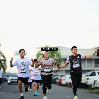 Runner Photo 7909183