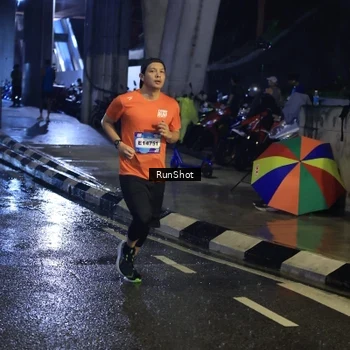 Runner Photo 7909190