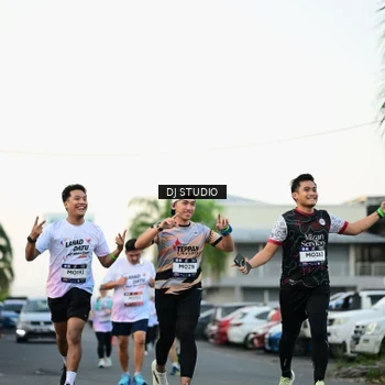 Runner Photo 7909191