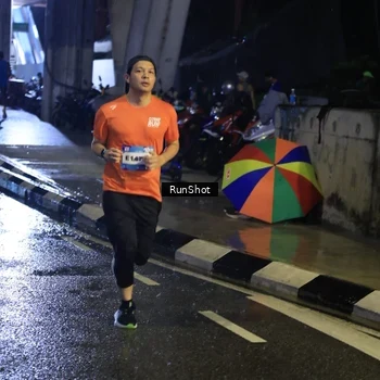 Runner Photo 7909194