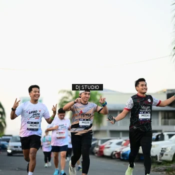 Runner Photo 7909199