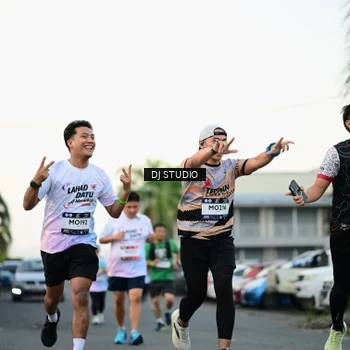 Runner Photo 7909200