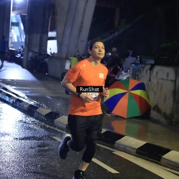 Runner Photo 7909201