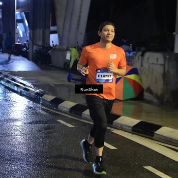 Runner Photo 7909202