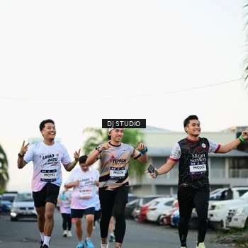 Runner Photo 7909203