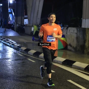 Runner Photo 7909204