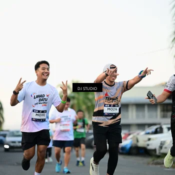 Runner Photo 7909207