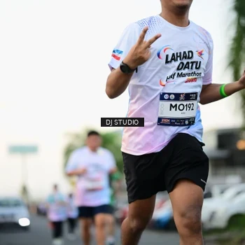Runner Photo 7909224