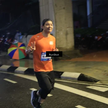 Runner Photo 7909233