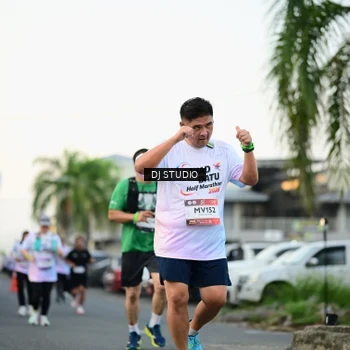 Runner Photo 7909236